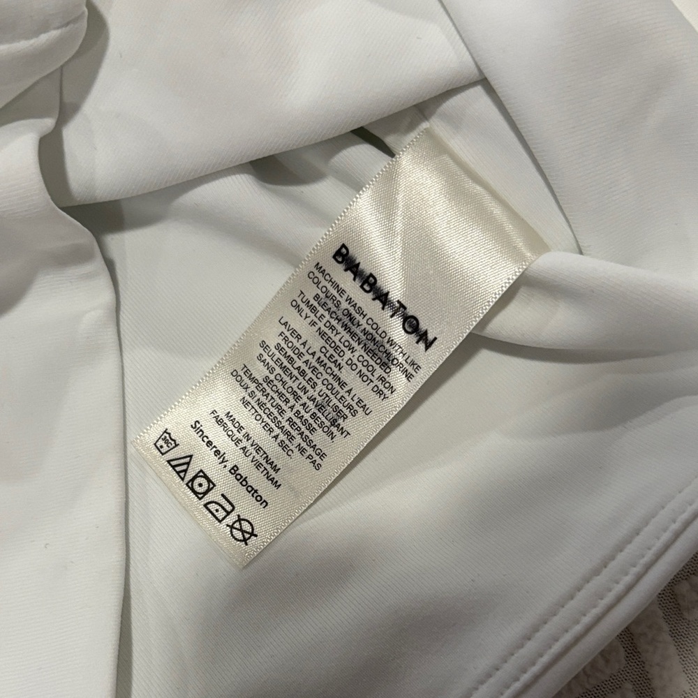 Aritzia Babatom Contour Long Sleeve White Crop Top, new without tags - Picture 8 of 8